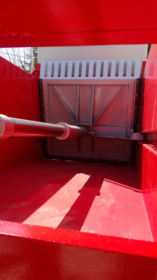 TARGET 5 TON HYDRAULIC PUSH MANURE SPREADER - Esparcidor de estiércol: foto 2 TARGET 5 TON HYDRAULIC PUSH MANURE SPREADER - Esparcidor de estiércol: foto 2