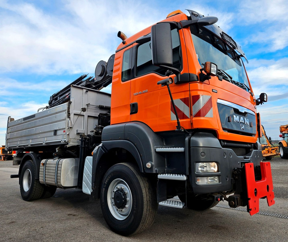 MAN TGS 18.360 4x4 BL HIAB Funk Kran Euro5 - Camión volquete, Camión grúa: foto 1 MAN TGS 18.360 4x4 BL HIAB Funk Kran Euro5 - Camión volquete, Camión grúa: foto 1