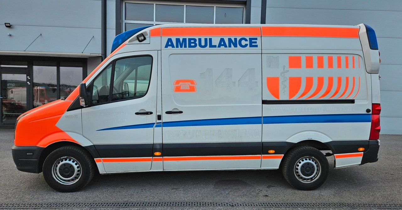 Volkswagen CRAFTER TDI Ambulance RTW L2H2 DLOUHY - Ambulancia: foto 2 Volkswagen CRAFTER TDI Ambulance RTW L2H2 DLOUHY - Ambulancia: foto 2