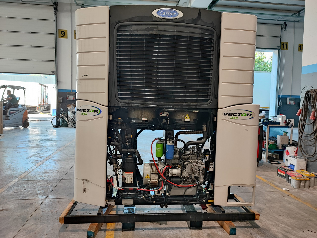 Motore Frigo Carrier Vector 1550 - Refrigerador: foto 1 Motore Frigo Carrier Vector 1550 - Refrigerador: foto 1