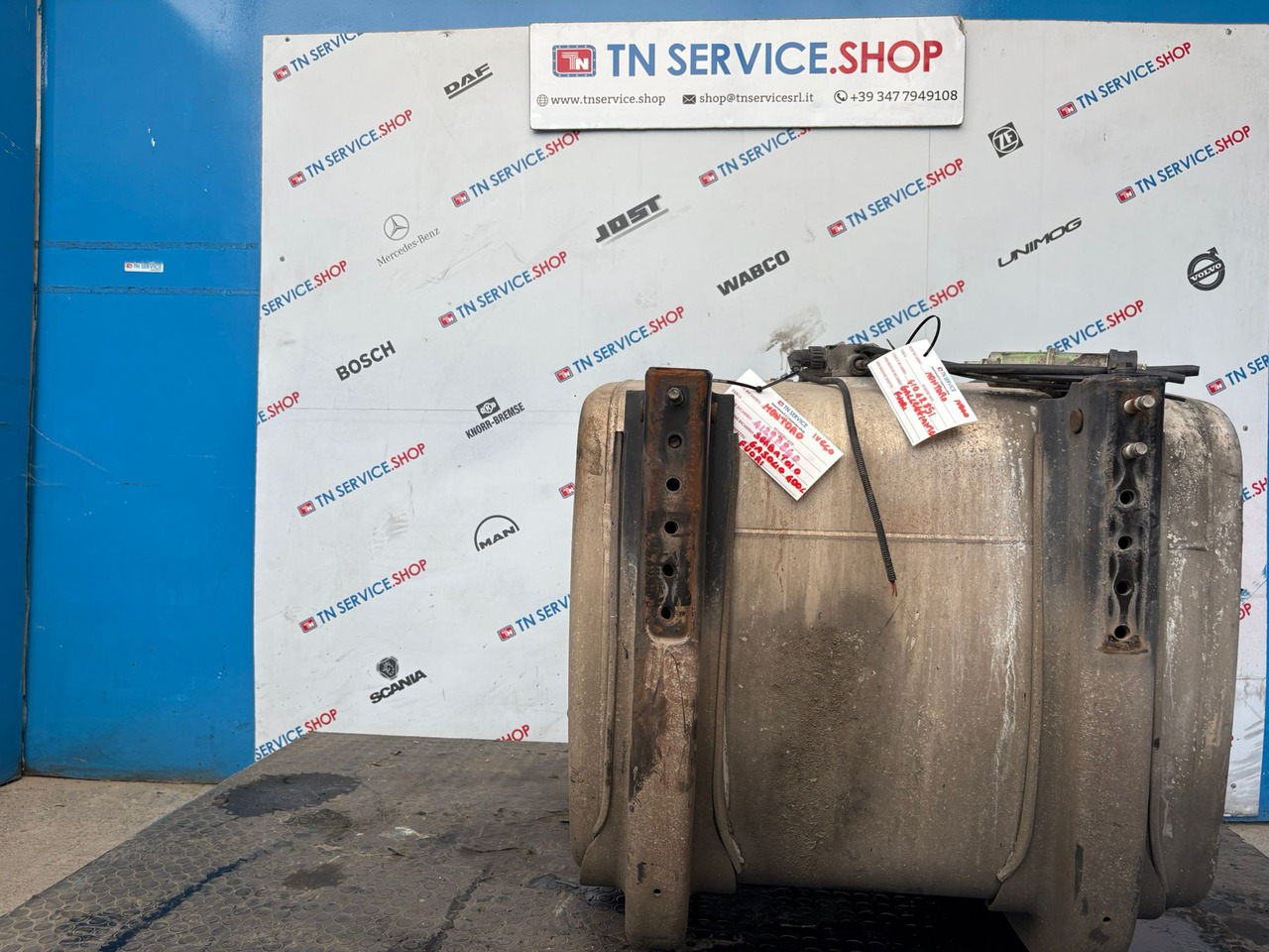 Serbatoio Gasolio Iveco - Depósito de combustible para Furgoneta: foto 3 Serbatoio Gasolio Iveco - Depósito de combustible para Furgoneta: foto 3