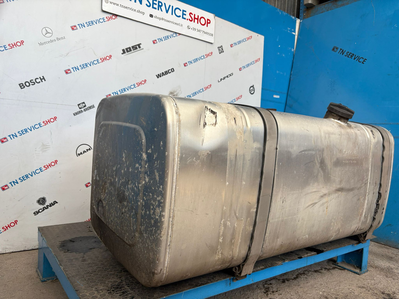Serbatoio gasolio Iveco - Depósito de combustible para Furgoneta: foto 3 Serbatoio gasolio Iveco - Depósito de combustible para Furgoneta: foto 3