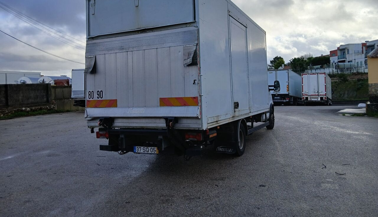 IVECO 70C18 - Camión isotérmico: foto 1 IVECO 70C18 - Camión isotérmico: foto 1