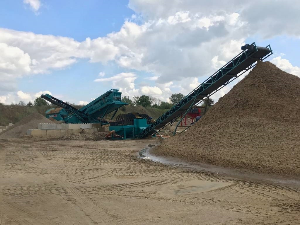 PowerScreen Chieftain 1800 - Cribadora: foto 5 PowerScreen Chieftain 1800 - Cribadora: foto 5