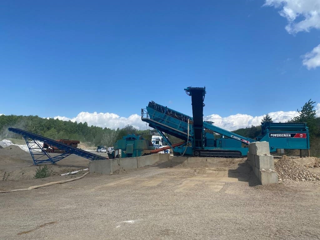 PowerScreen Chieftain 2100 - Cribadora: foto 1 PowerScreen Chieftain 2100 - Cribadora: foto 1