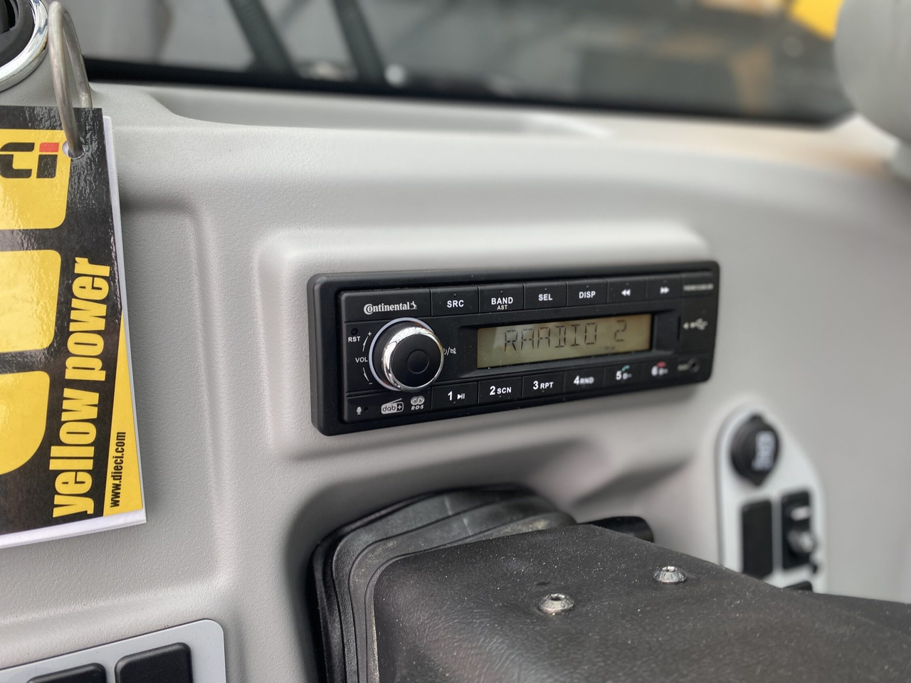 Leasing para  Dieci Mini Agri 20.4 SMART 37 kW Dieci Mini Agri 20.4 SMART 37 kW: foto 10