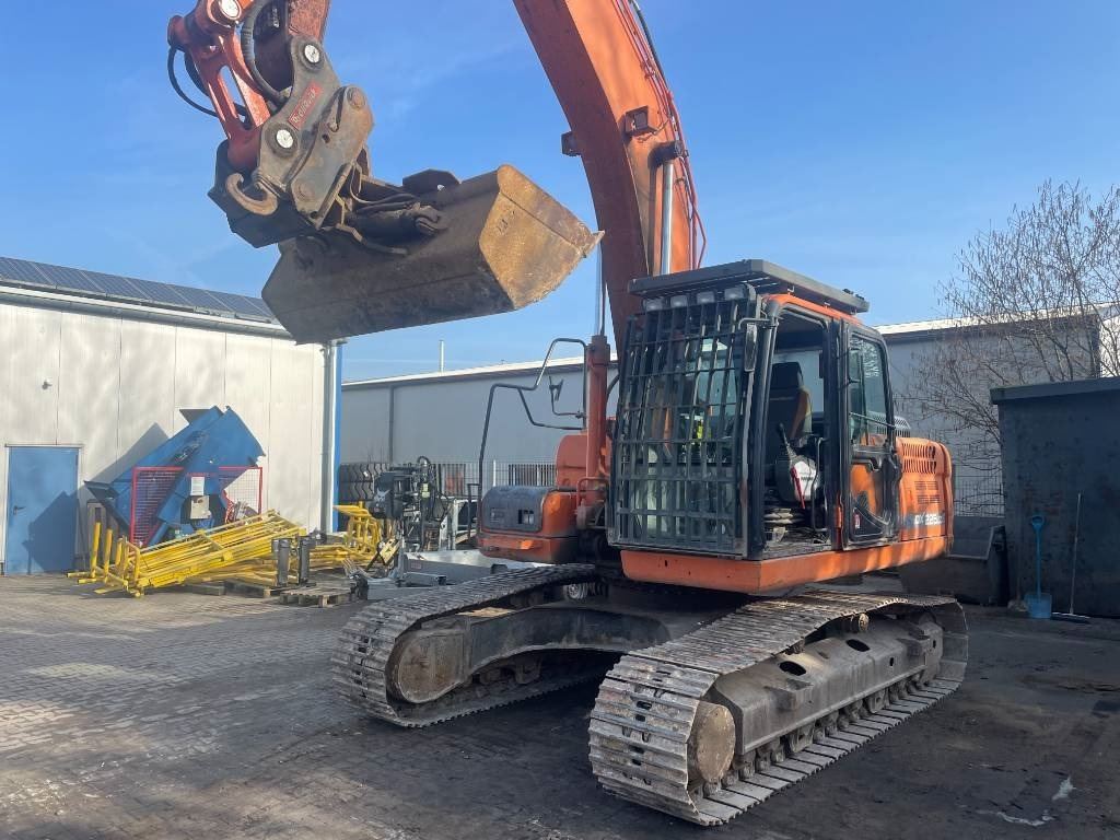 Doosan EXCA - Excavadora de cadenas: foto 3 Doosan EXCA - Excavadora de cadenas: foto 3