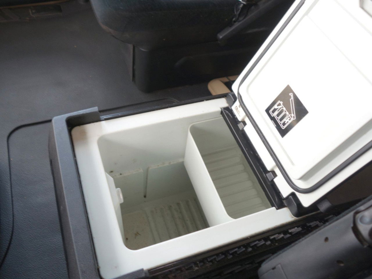 Leasing para  Mercedes-Benz Actros 1845 Lsnrl, Lowdeck, Standklima Mercedes-Benz Actros 1845 Lsnrl, Lowdeck, Standklima: foto 15 Leasing para  Mercedes-Benz Actros 1845 Lsnrl, Lowdeck, Standklima Mercedes-Benz Actros 1845 Lsnrl, Lowdeck, Standklima: foto 15