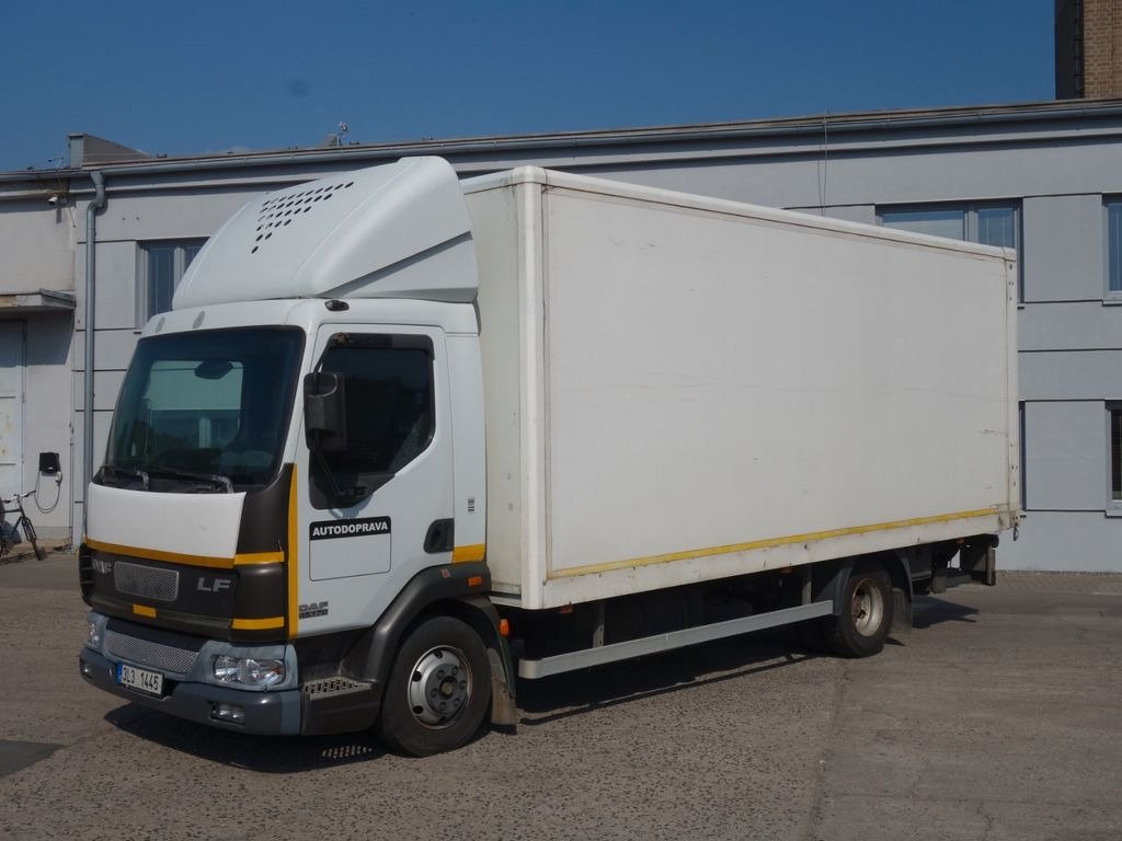 DAF LF 45.170 mit Carrier und LBW - Camión frigorífico: foto 2 DAF LF 45.170 mit Carrier und LBW - Camión frigorífico: foto 2