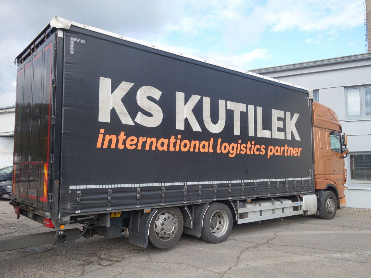 DAF XF 480 SSC, 120 cbm, Durchfahren - Camión lona: foto 4 DAF XF 480 SSC, 120 cbm, Durchfahren - Camión lona: foto 4