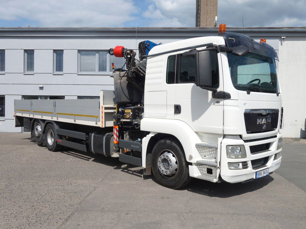 MAN TGS 26.360 FG 6x2 mit Fassi F210C - Camión grúa: foto 3 MAN TGS 26.360 FG 6x2 mit Fassi F210C - Camión grúa: foto 3
