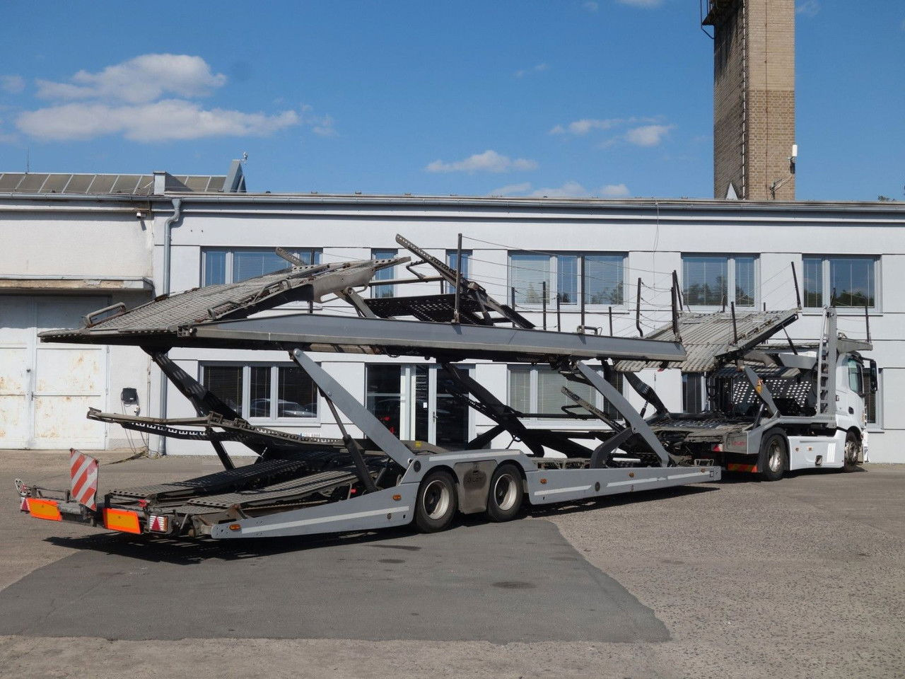 Mercedes-Benz Actros 1846 mit Euro Lohr, VDI Certificate - Camión portavehículos: foto 3 Mercedes-Benz Actros 1846 mit Euro Lohr, VDI Certificate - Camión portavehículos: foto 3