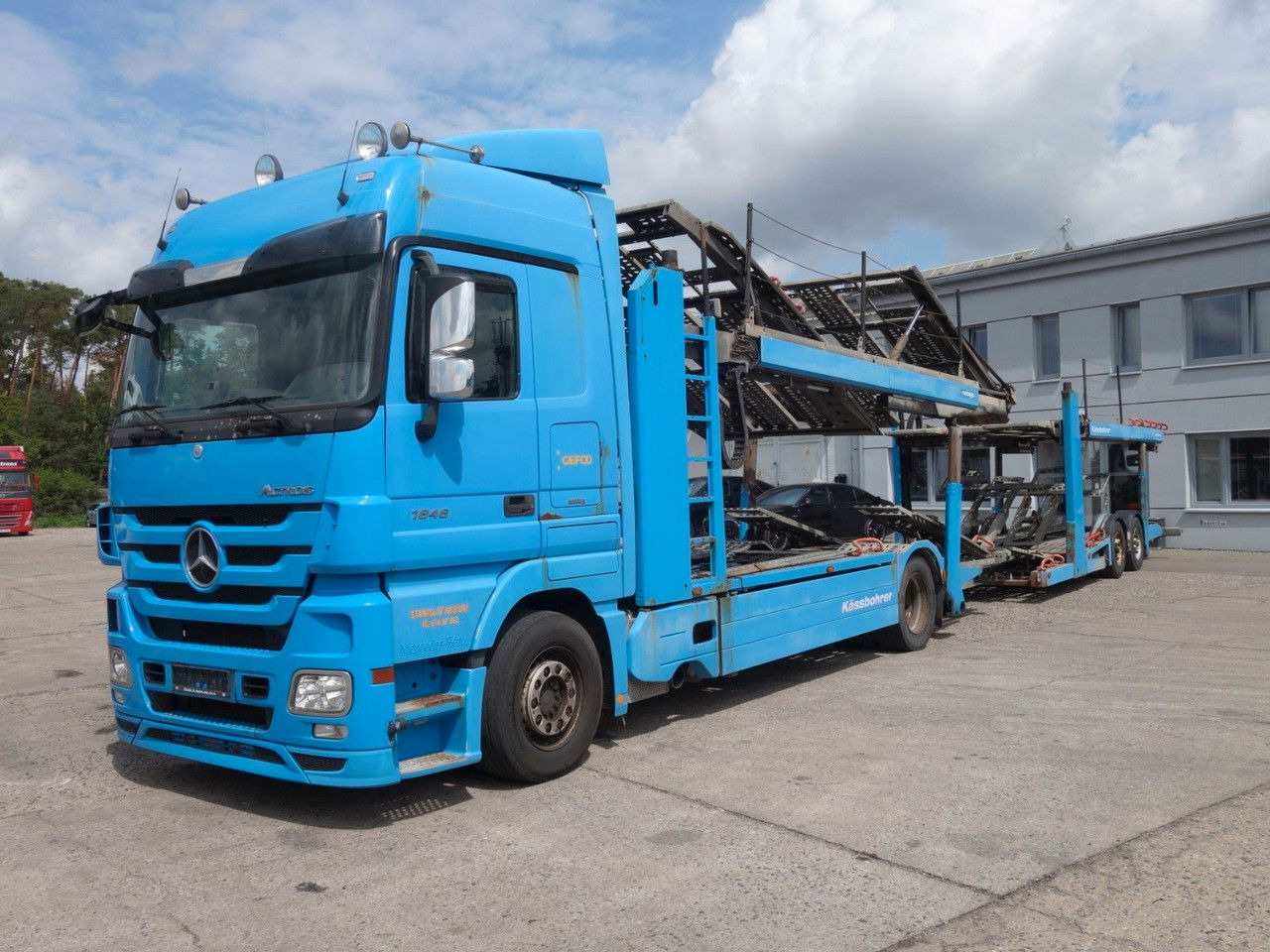 Mercedes-Benz Actros 1846 mit Kässbohrer Metago/Vario - Camión portavehículos: foto 1 Mercedes-Benz Actros 1846 mit Kässbohrer Metago/Vario - Camión portavehículos: foto 1