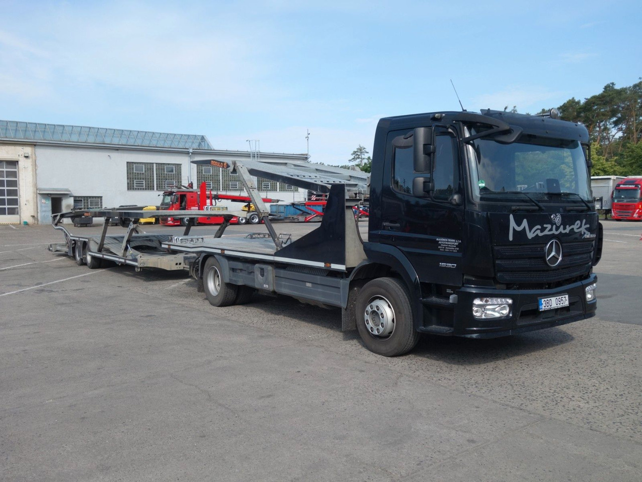 Mercedes-Benz Atego 1530 mit Anhänger für 7 PKW - Camión portavehículos: foto 2 Mercedes-Benz Atego 1530 mit Anhänger für 7 PKW - Camión portavehículos: foto 2