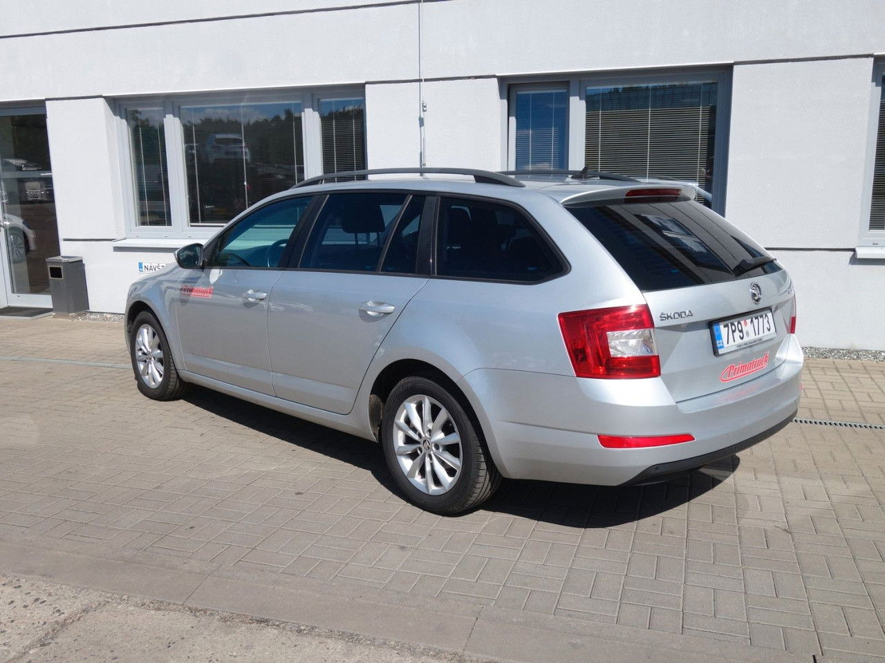 Škoda Octavia Combi Ambition 1,6 TDI, DSG, Navi, Clima - Coche familiar: foto 4 Škoda Octavia Combi Ambition 1,6 TDI, DSG, Navi, Clima - Coche familiar: foto 4