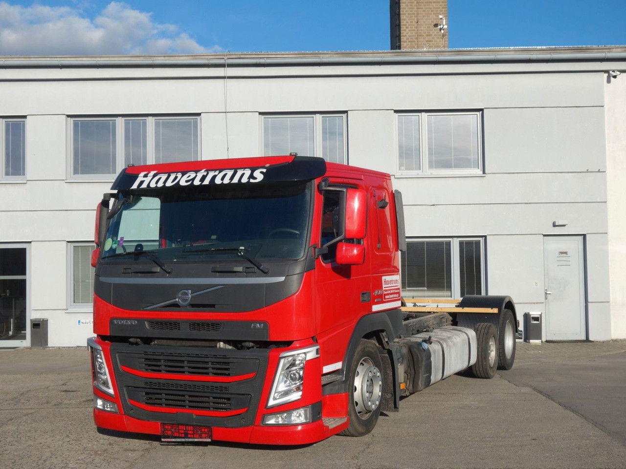 Volvo FM 460 6x2 Fahrgestell für Autotransporter - Camión portavehículos: foto 2 Volvo FM 460 6x2 Fahrgestell für Autotransporter - Camión portavehículos: foto 2