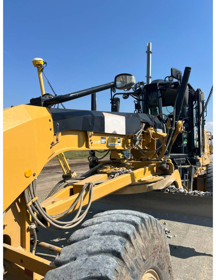 CAT 120M2 - Grader: foto 1 CAT 120M2 - Grader: foto 1