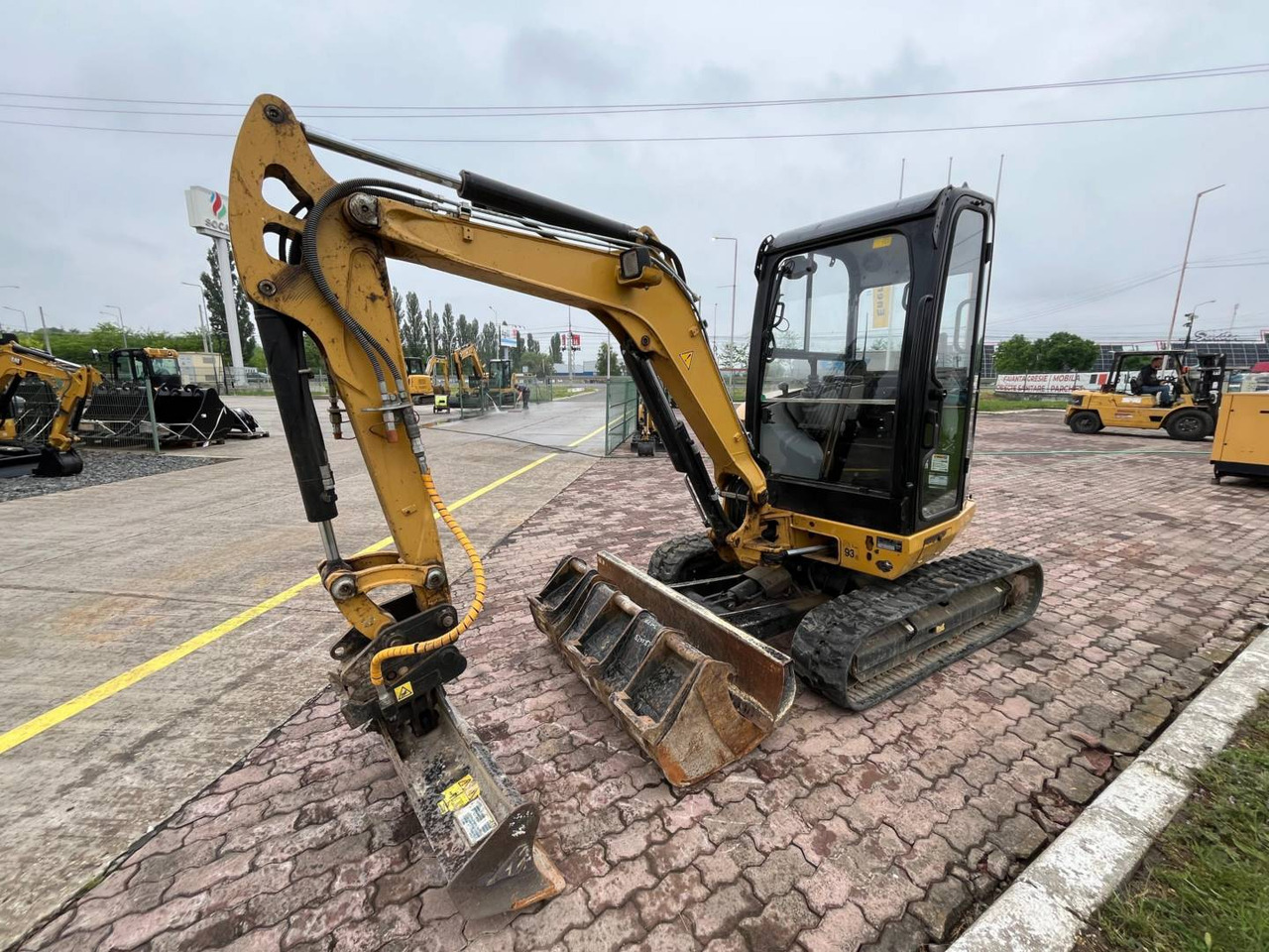CAT 302.7DCR - Excavadora de cadenas: foto 1 CAT 302.7DCR - Excavadora de cadenas: foto 1