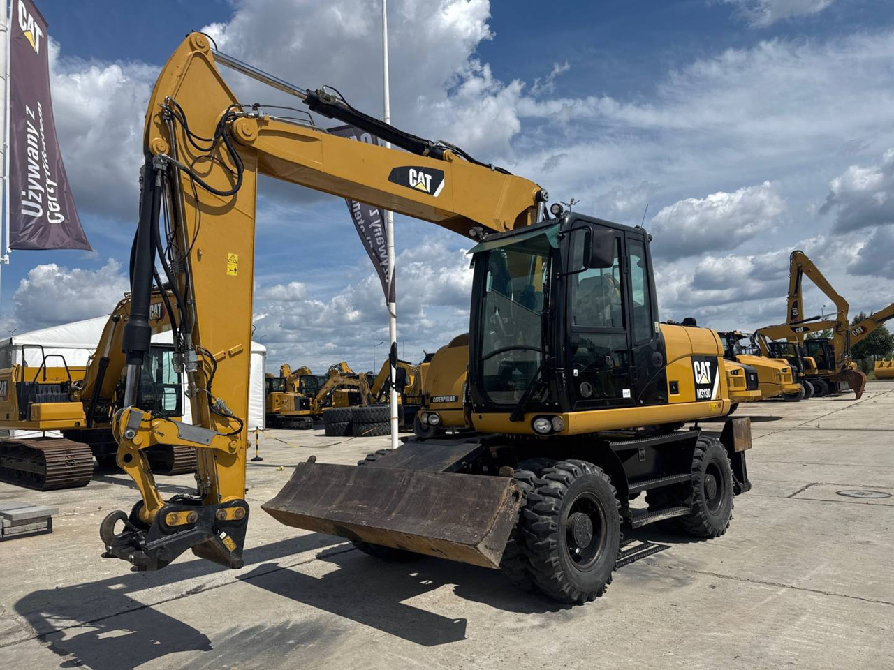 CAT M313D - Excavadora de ruedas: foto 1 CAT M313D - Excavadora de ruedas: foto 1