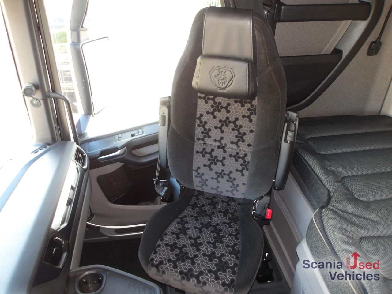 SCANIA S 500 NA - HIGHLINE - ACC - 2x TANKs - Cabeza tractora: foto 2 SCANIA S 500 NA - HIGHLINE - ACC - 2x TANKs - Cabeza tractora: foto 2