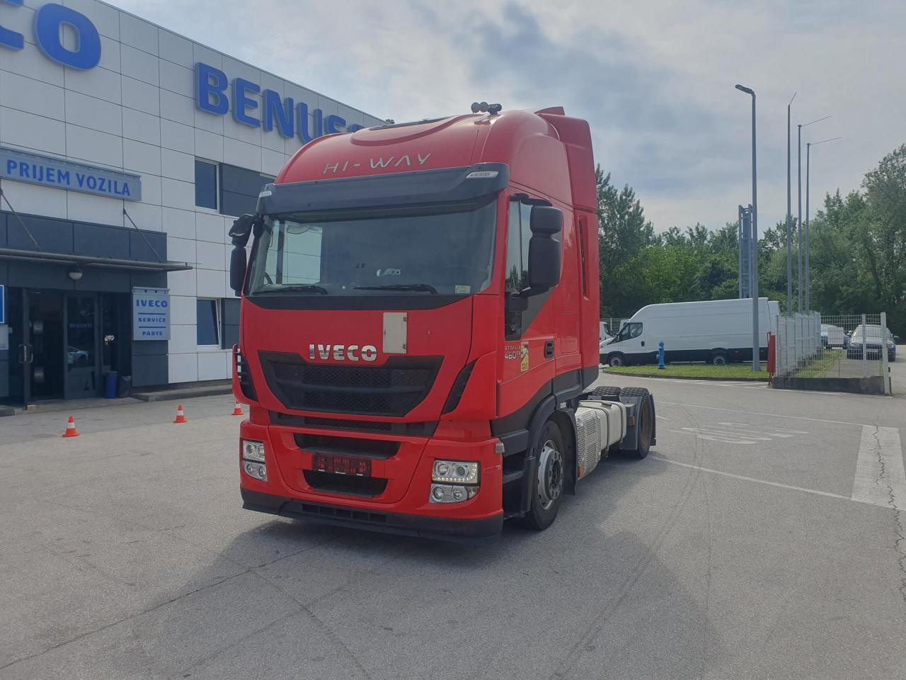 IVECO Stralis AS440S48T/FP-LT - Cabeza tractora: foto 1 IVECO Stralis AS440S48T/FP-LT - Cabeza tractora: foto 1