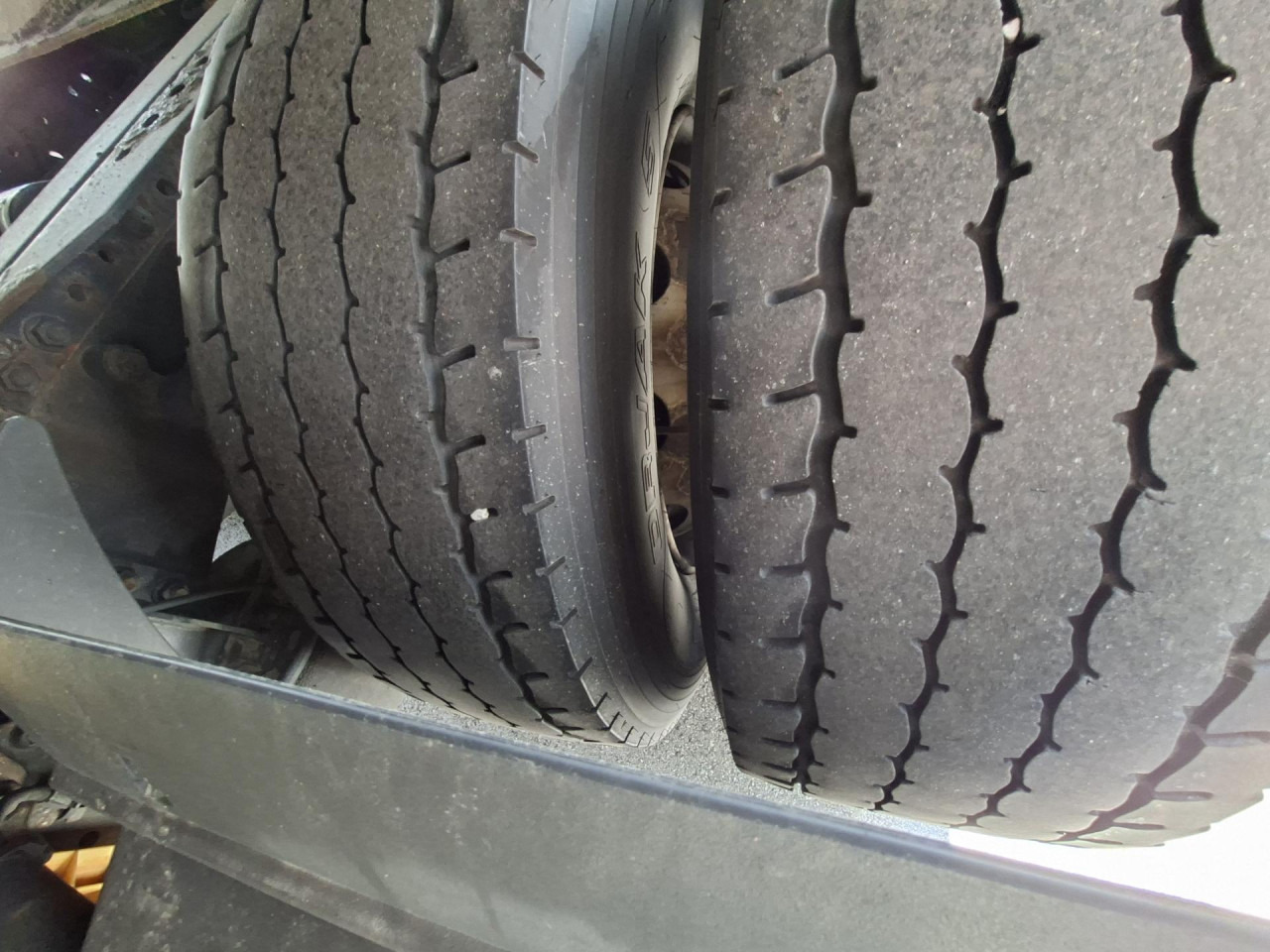 IVECO Stralis AS440S48T/P - Cabeza tractora: foto 3 IVECO Stralis AS440S48T/P - Cabeza tractora: foto 3