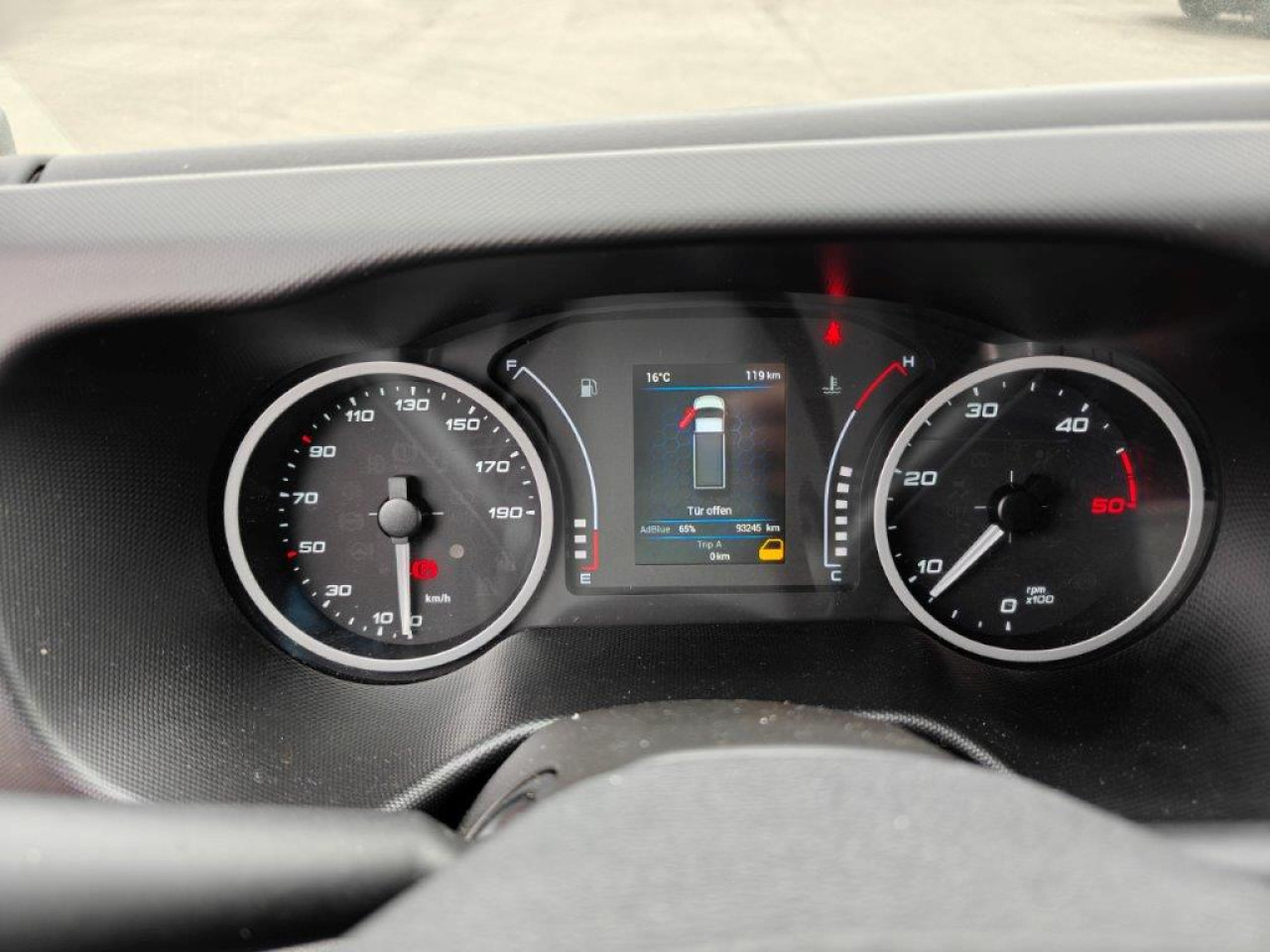 IVECO Daily 35C16 - Furgón: foto 5 IVECO Daily 35C16 - Furgón: foto 5