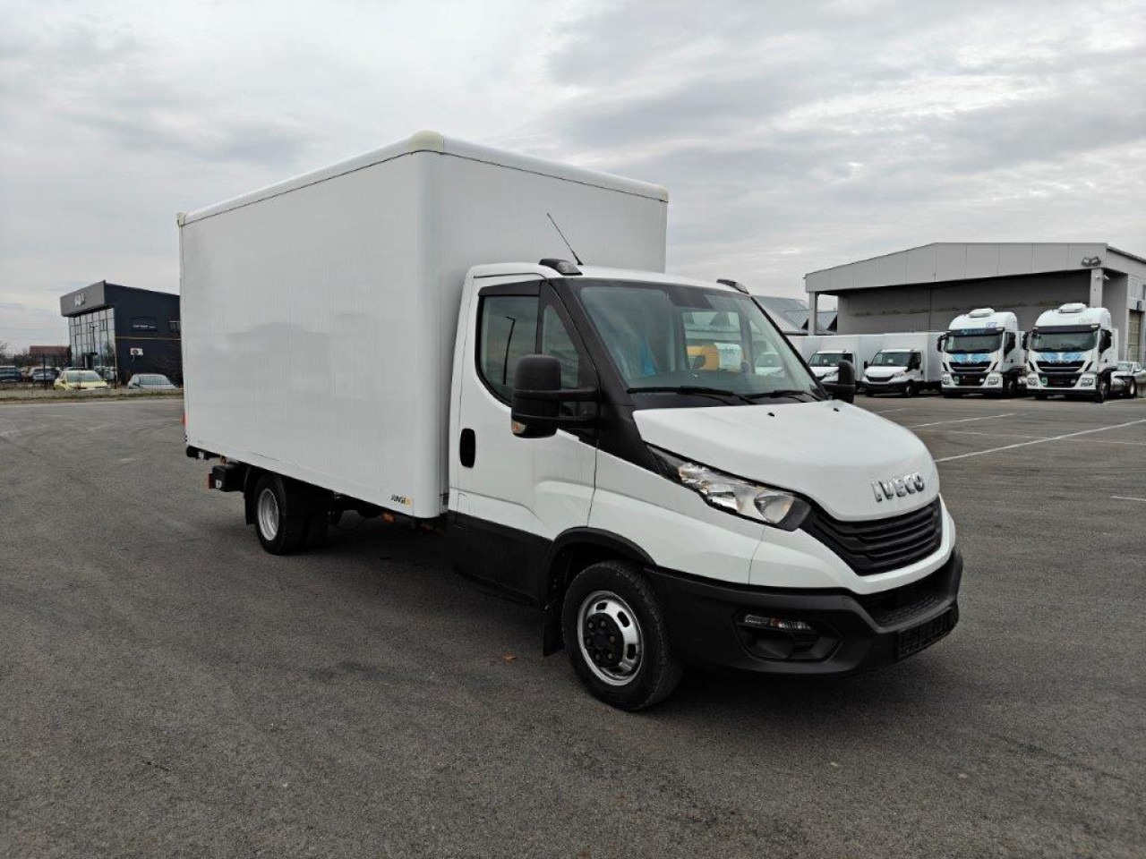 IVECO Daily 35C16 - Furgón: foto 1 IVECO Daily 35C16 - Furgón: foto 1