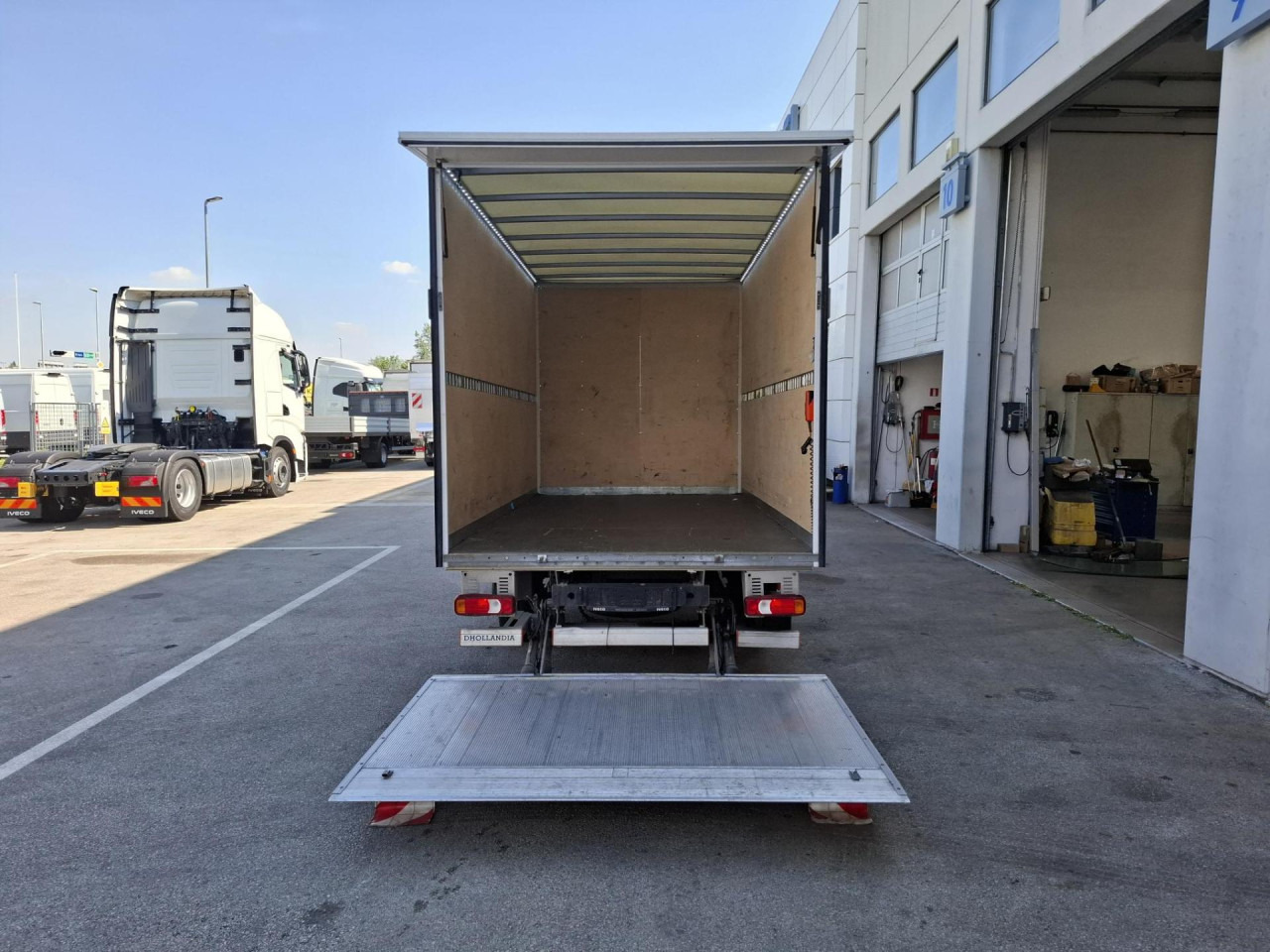 IVECO Daily 35S16 - Furgón: foto 5 IVECO Daily 35S16 - Furgón: foto 5