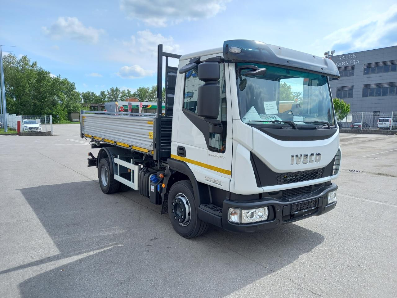 IVECO Eurocargo ML120EL25 - Camión volquete: foto 2 IVECO Eurocargo ML120EL25 - Camión volquete: foto 2