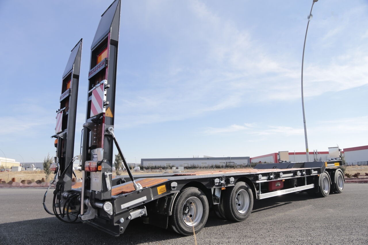Scorpion Trailer SCORPION TRAILER UNUSED 4 AXLE LOWLOADER (MANUFACTURER COMPANY) - Remolque góndola rebajadas: foto 4 Scorpion Trailer SCORPION TRAILER UNUSED 4 AXLE LOWLOADER (MANUFACTURER COMPANY) - Remolque góndola rebajadas: foto 4