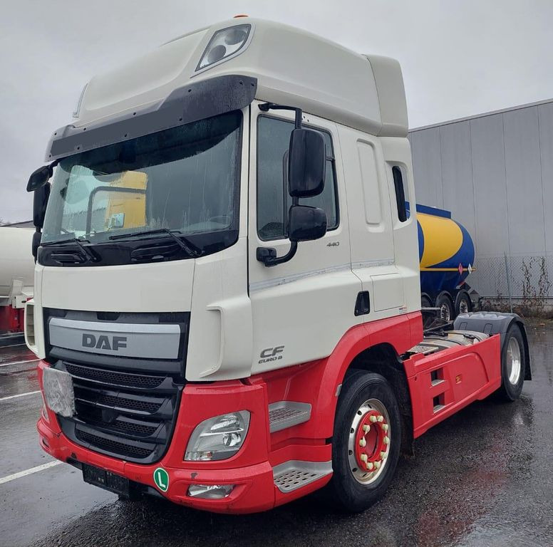 DAF CF 440 4x2, E6, ADR, Big Cabine - Cabeza tractora: foto 3 DAF CF 440 4x2, E6, ADR, Big Cabine - Cabeza tractora: foto 3