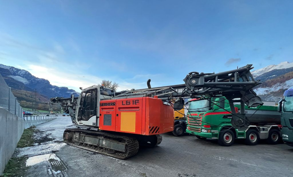 Liebherr LB16, Bohrgeraet, DRILLING RIG, SWISS, 11840h - Perforadora: foto 5 Liebherr LB16, Bohrgeraet, DRILLING RIG, SWISS, 11840h - Perforadora: foto 5