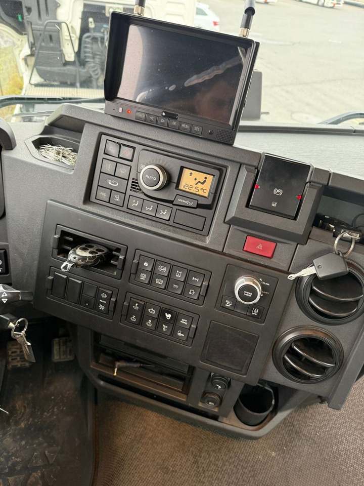 Leasing para Renault C460 4x2, Euro 6,ADR,Diesel Benzin,Rohr Anhaeger Renault C460 4x2, Euro 6c, ADR, Diesel Benzin Renault C460 4x2, Euro 6,ADR,Diesel Benzin,Rohr Anhaeger Renault C460 4x2, Euro 6c, ADR, Diesel Benzin: foto 11