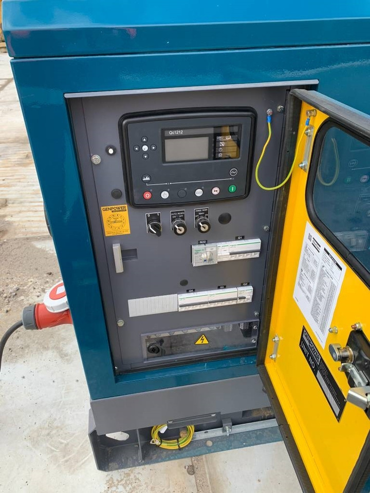 Atlas Copco QAS 30 (Stage V) power generator - Generador industriale: foto 4 Atlas Copco QAS 30 (Stage V) power generator - Generador industriale: foto 4