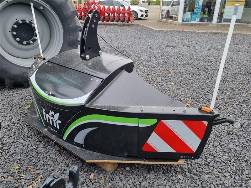 Tractor Bumper 1800 kg. - Contrapeso para Maquinaria agrícola: foto 2 Tractor Bumper 1800 kg. - Contrapeso para Maquinaria agrícola: foto 2