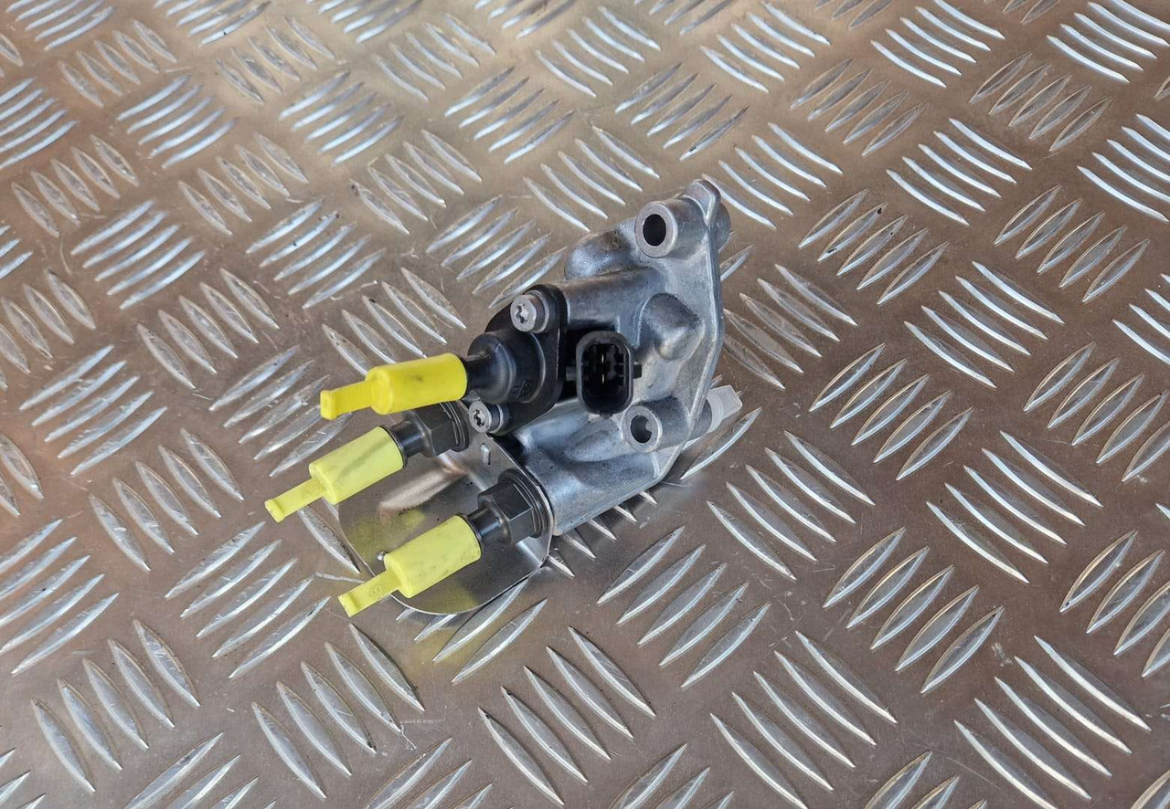 Genuine JCB BOSCH Dosing module 320/A9105 - Motor y piezas para Maquinaria de construcción: foto 3 Genuine JCB BOSCH Dosing module 320/A9105 - Motor y piezas para Maquinaria de construcción: foto 3