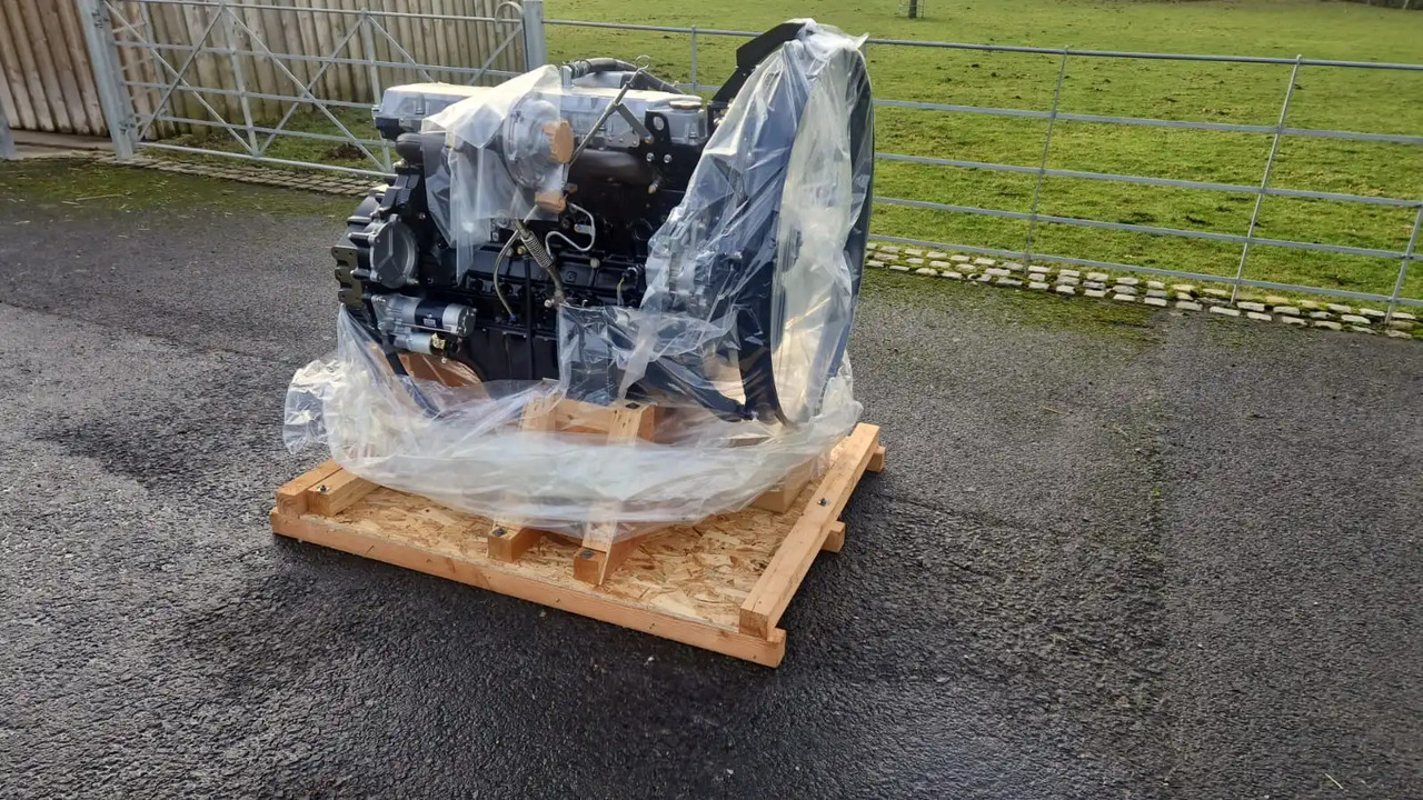 Isuzu 6HK1 178kw engine 01/145270 - Motor para Maquinaria de construcción: foto 5 Isuzu 6HK1 178kw engine 01/145270 - Motor para Maquinaria de construcción: foto 5
