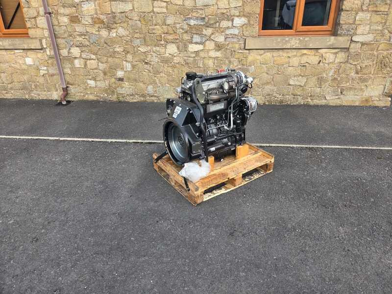 JCB Stage 3 engine 85kw TC turbocharged 444 - Motor para Maquinaria de construcción: foto 3 JCB Stage 3 engine 85kw TC turbocharged 444 - Motor para Maquinaria de construcción: foto 3