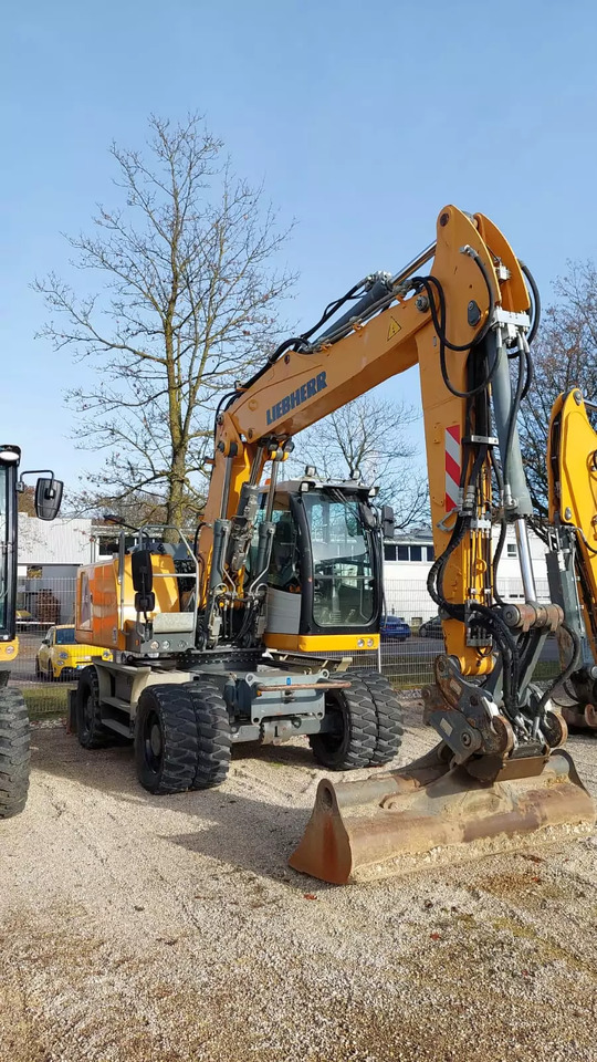 2013 Liebherr A 916 Litronic - Excavadora de ruedas: foto 2 2013 Liebherr A 916 Litronic - Excavadora de ruedas: foto 2