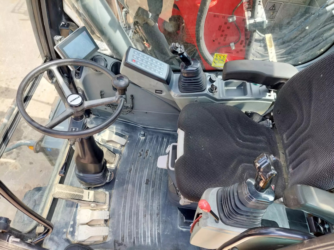 2018 Liebherr A 914 Litronic - Excavadora de ruedas: foto 5 2018 Liebherr A 914 Litronic - Excavadora de ruedas: foto 5