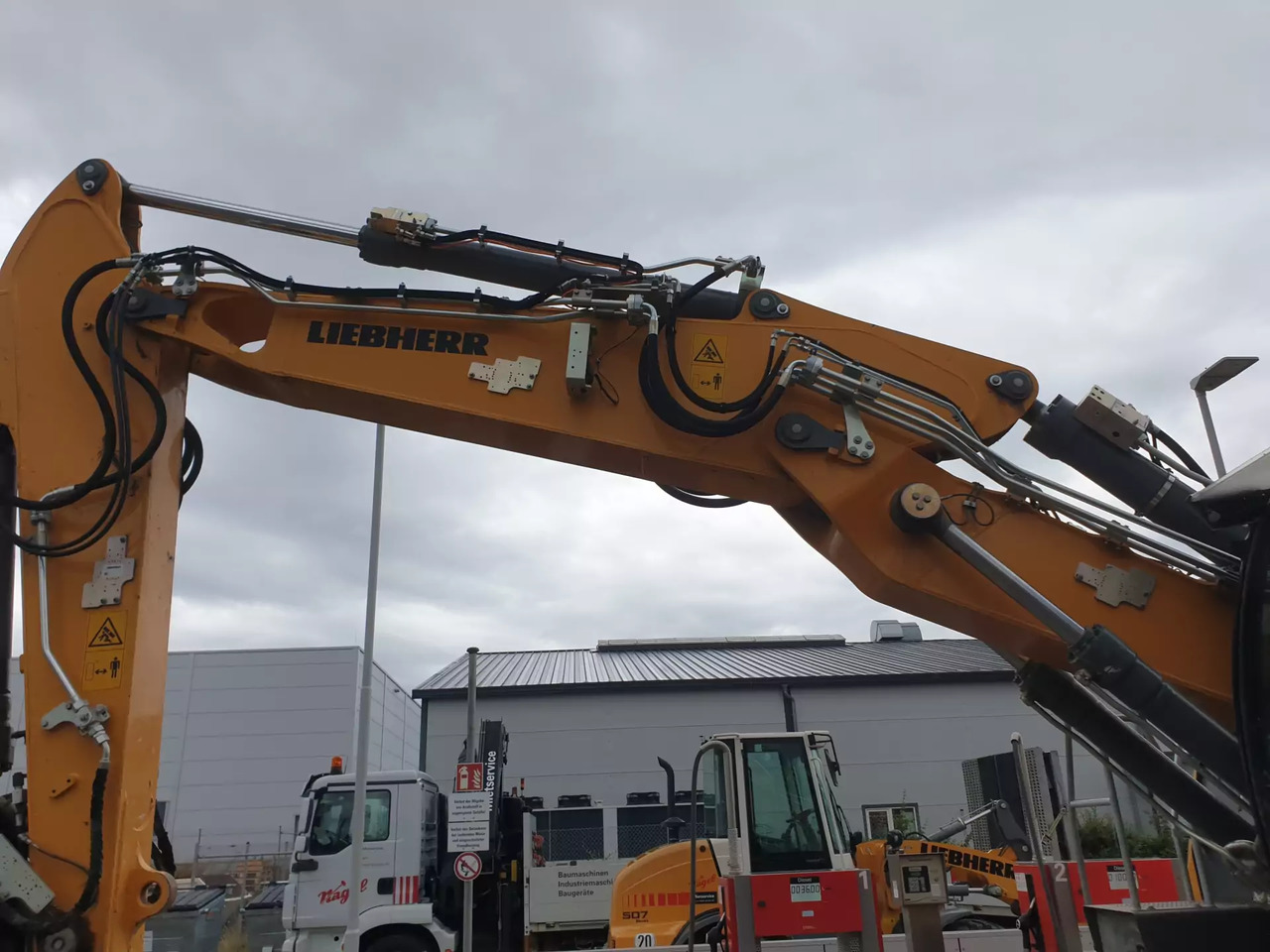 2023 Liebherr R 922 Litronic G8.0 D - Excavadora de cadenas: foto 5 2023 Liebherr R 922 Litronic G8.0 D - Excavadora de cadenas: foto 5