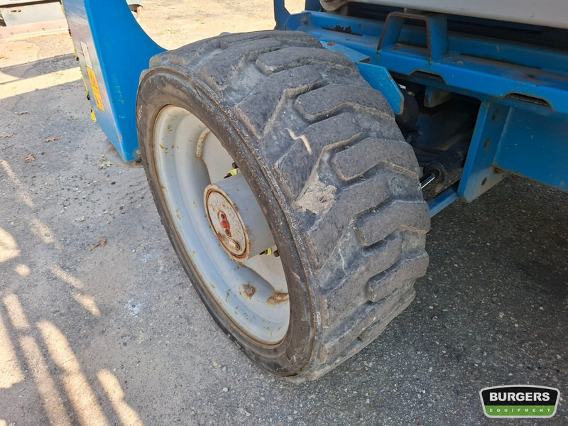 Plataforma de tijeras Genie GS3390: foto 11