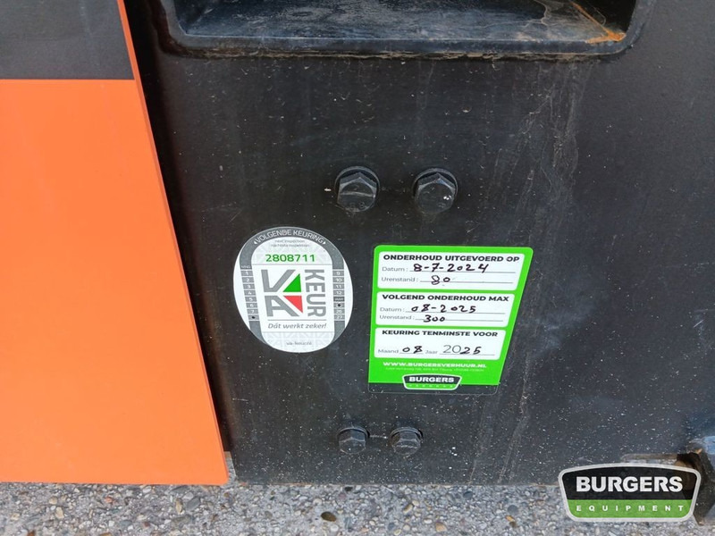 Plataforma de tijeras nuevo JLG R4045: foto 8