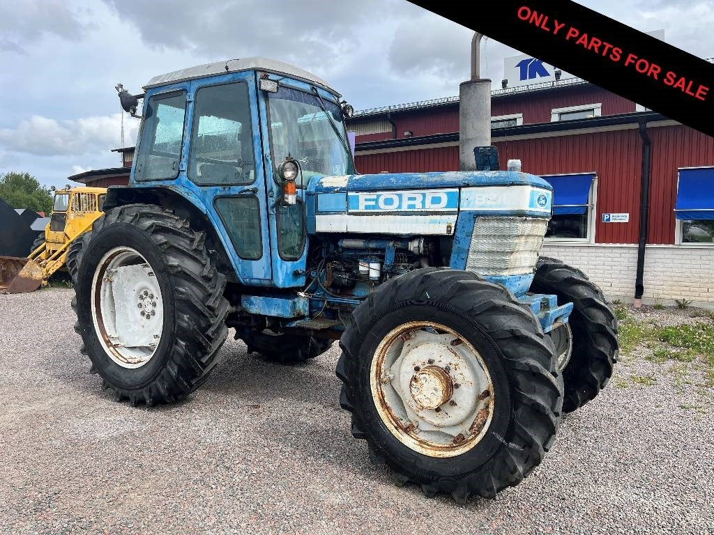Ford 8210 Dismantled. Only spare parts  - Tractor: foto 1 Ford 8210 Dismantled. Only spare parts  - Tractor: foto 1