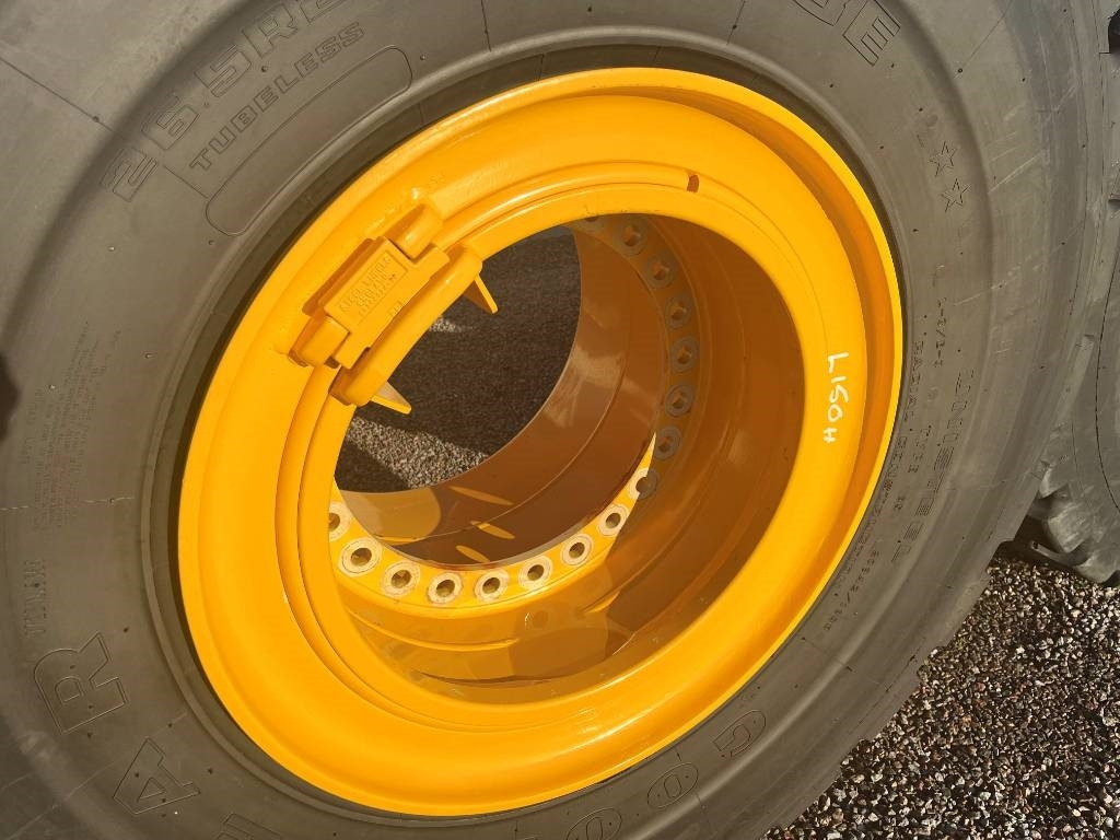 Goodyear Volvo L150H L180H Wheels 26,5-R25 GP-3E - Neumático para Maquinaria de construcción: foto 2 Goodyear Volvo L150H L180H Wheels 26,5-R25 GP-3E - Neumático para Maquinaria de construcción: foto 2
