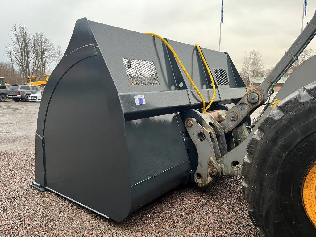 Högtippande skopa 15 m3 High tip bucket - Cazo para Maquinaria de construcción: foto 3 Högtippande skopa 15 m3 High tip bucket - Cazo para Maquinaria de construcción: foto 3