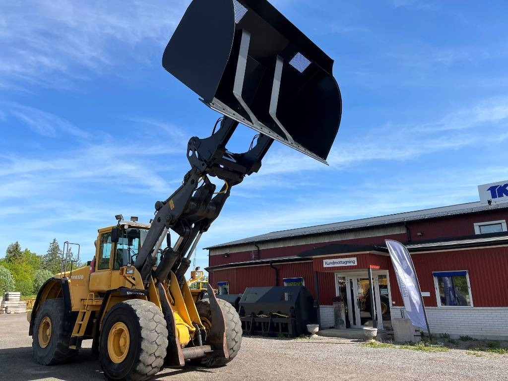 Högtippande skopa / High tip bucket 13 m3 - Cazo para Maquinaria de construcción: foto 4 Högtippande skopa / High tip bucket 13 m3 - Cazo para Maquinaria de construcción: foto 4
