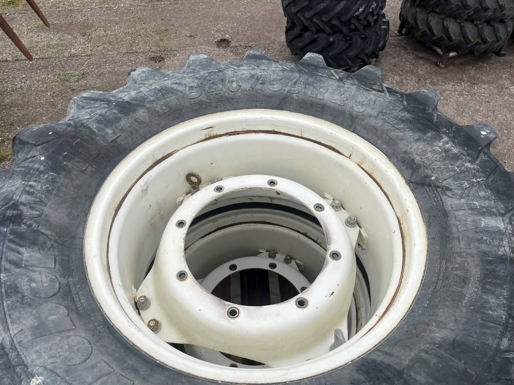 Kleber 650/65R38 540/65R28 till New Holland M160 - Neumático para Maquinaria agrícola: foto 4 Kleber 650/65R38 540/65R28 till New Holland M160 - Neumático para Maquinaria agrícola: foto 4