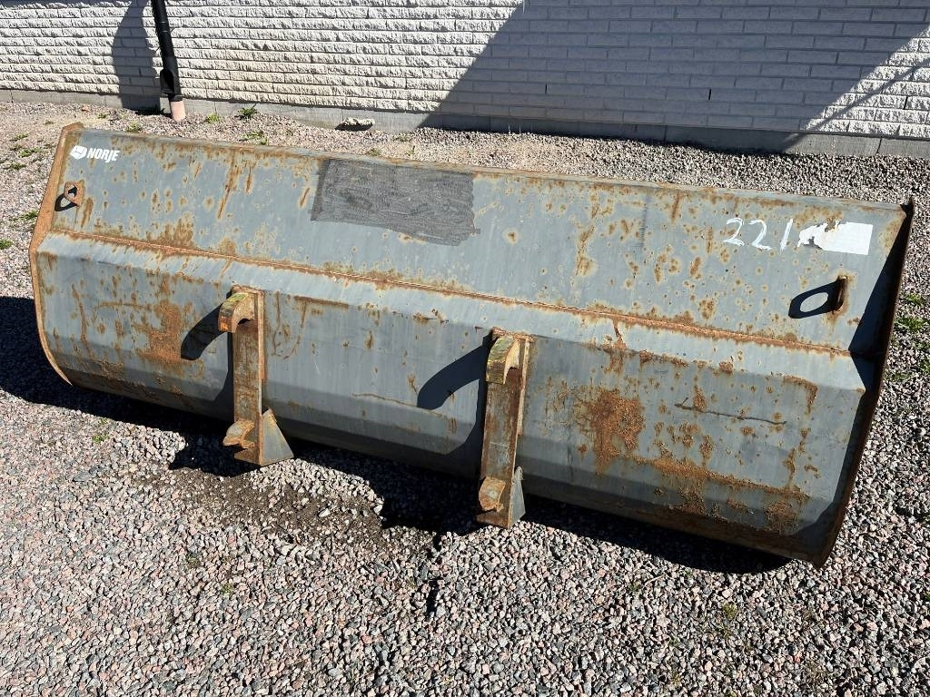 Lättmatrialskopa Norje Trima / SMS fäste - Cazo para Maquinaria de construcción: foto 1 Lättmatrialskopa Norje Trima / SMS fäste - Cazo para Maquinaria de construcción: foto 1